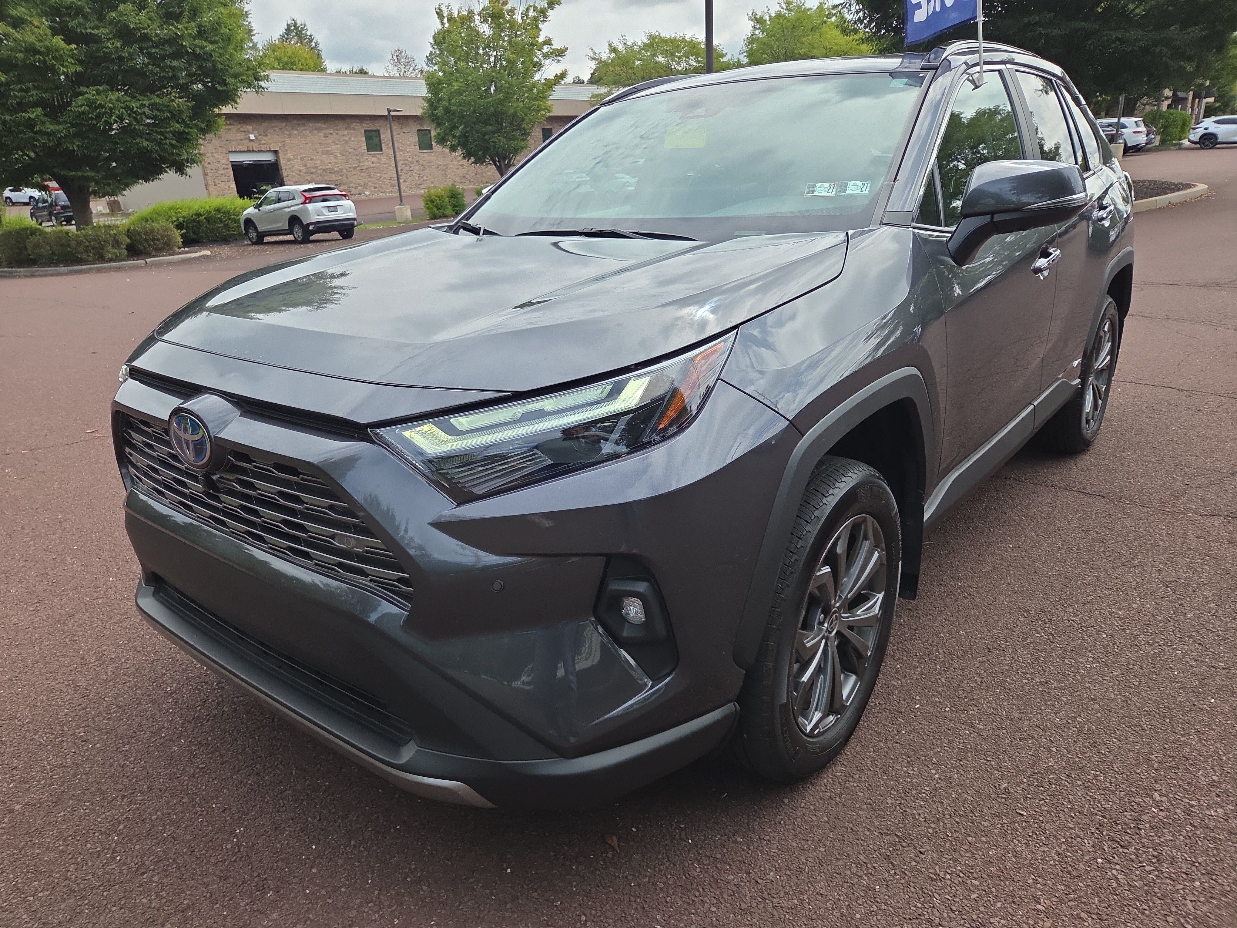 Used 2024 Toyota RAV4 Limited w/ Advanced Technology Package AWD/4WD image 7