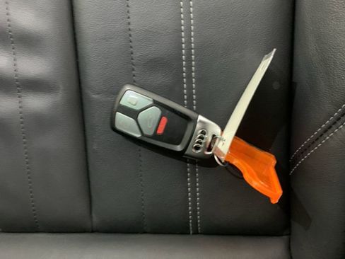 Used 2023 Audi Q5 2.0T Premium w/ Convenience Package image 45