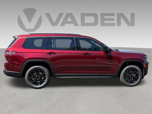New 2026 Jeep Grand Cherokee L 4WD image 8