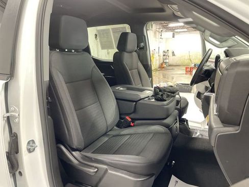 Used 2023 Chevrolet Silverado 1500 LT AWD/4WD image 27