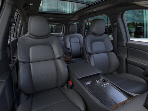 New 2026 Lincoln Aviator Reserve AWD/4WD image 10