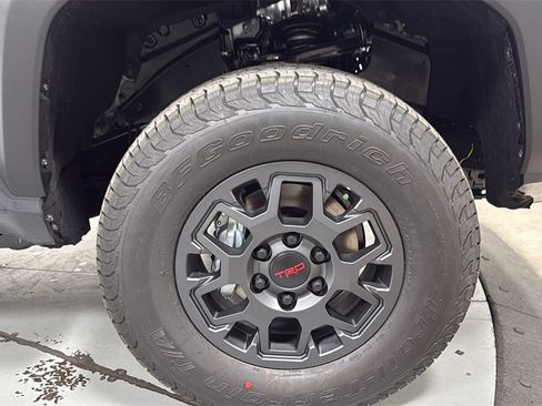 New 2025 Toyota Tacoma PreRunner image 20
