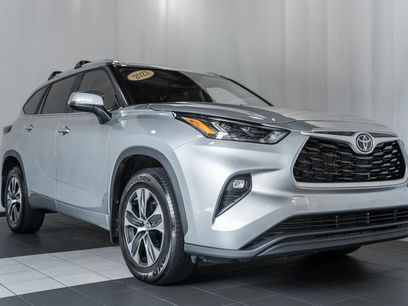 Used 2023 Toyota Highlander XLE