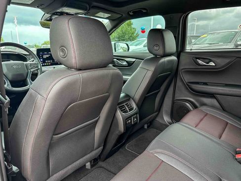 Used 2024 Chevrolet Blazer RS w/ Driver Confidence II Package FWD image 18