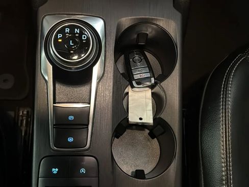 Used 2022 Ford Escape SEL image 21