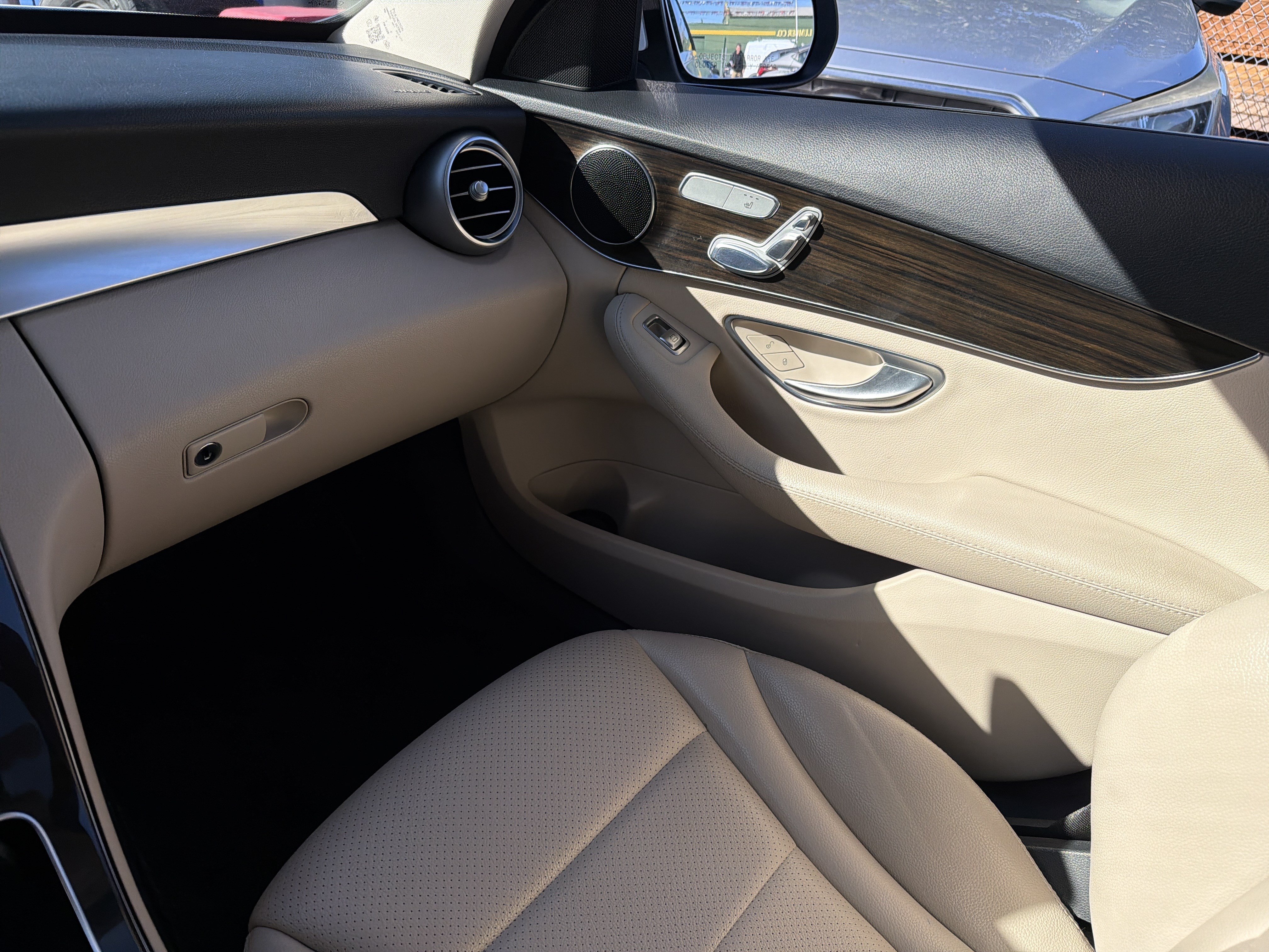 Used 2017 Mercedes-Benz C 300 4MATIC Sedan image 27