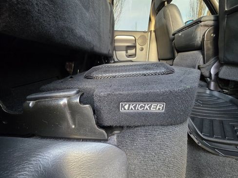 Used 2005 Dodge Ram 2500 Truck SLT image 44