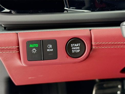 New 2026 Porsche Panamera image 14