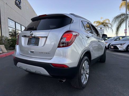 Used 2018 Buick Encore Preferred image 4