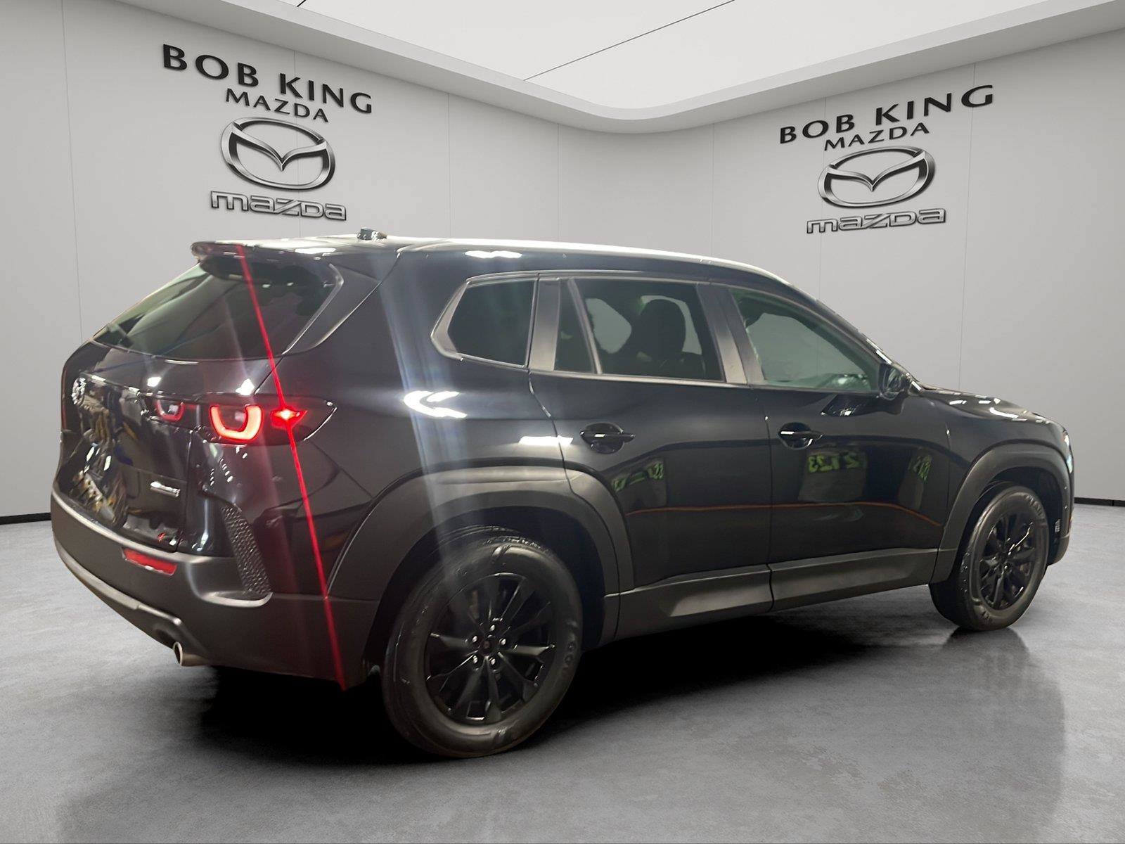 Used 2025 MAZDA CX-50 AWD 2.5 S w/ Premium Package image 5