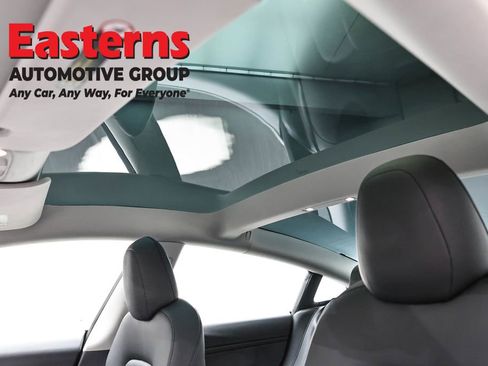 Used 2022 Tesla Model 3 image 31