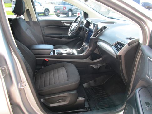 Used 2022 Ford Edge SEL image 14