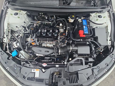 Certified 2025 Honda Accord SE image 28