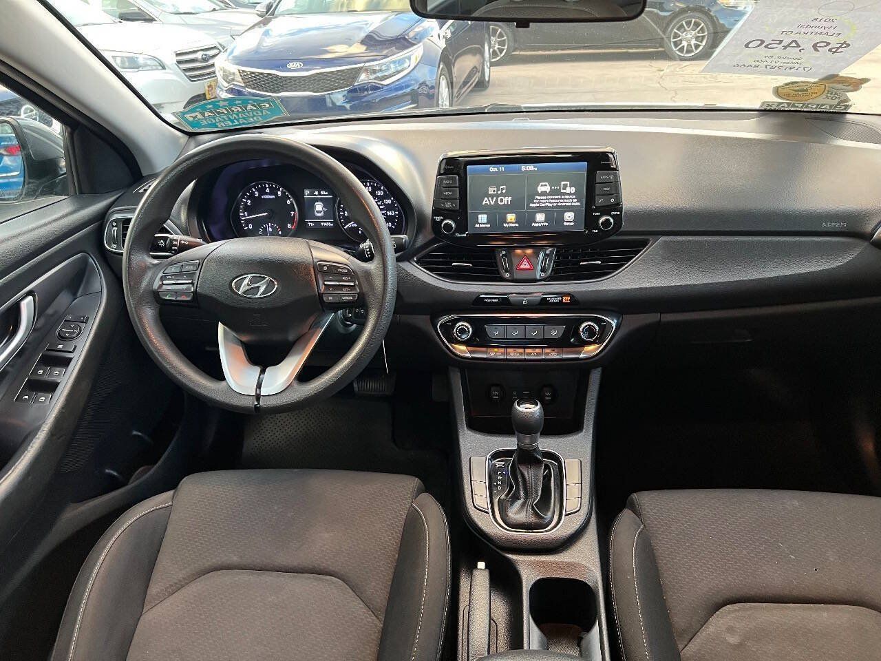 Used 2018 Hyundai Elantra GT FWD image 11