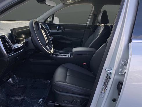 New 2026 Kia Sorento S image 4