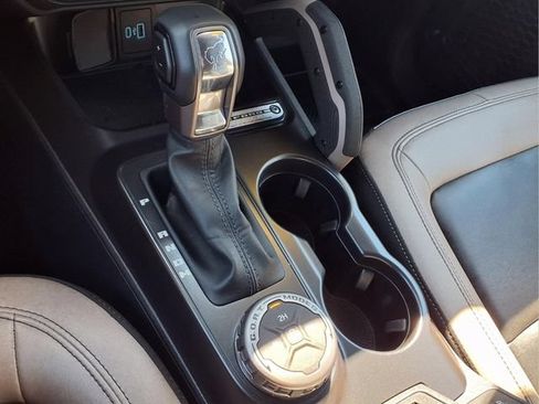 Used 2024 Ford Bronco Big Bend AWD/4WD image 24