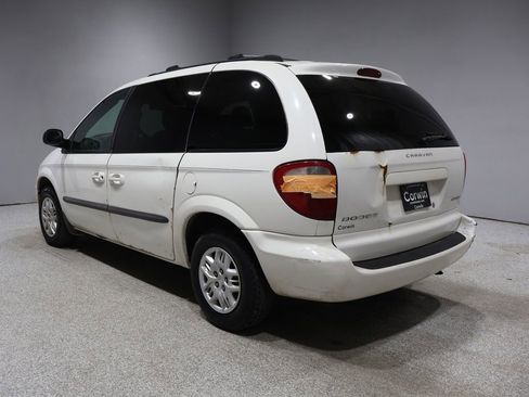 Used 2002 Dodge Caravan Sport image 4