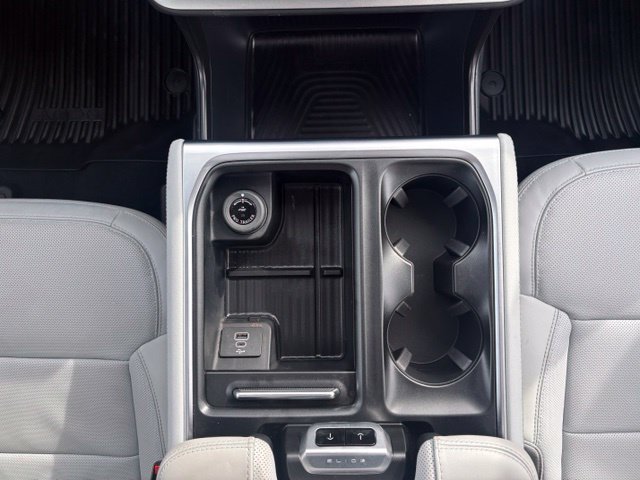 Used 2026 Ford Expedition Platinum w/ Platinum Ultimate Package AWD/4WD image 25