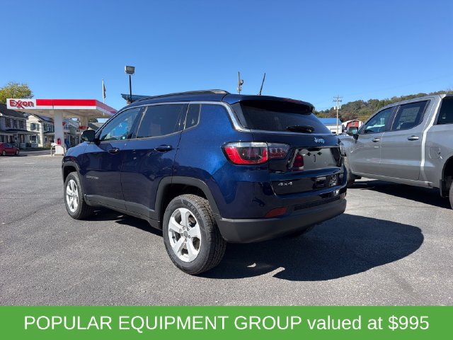 Used 2019 Jeep Compass Latitude w/ Popular Equipment Group AWD/4WD image 4