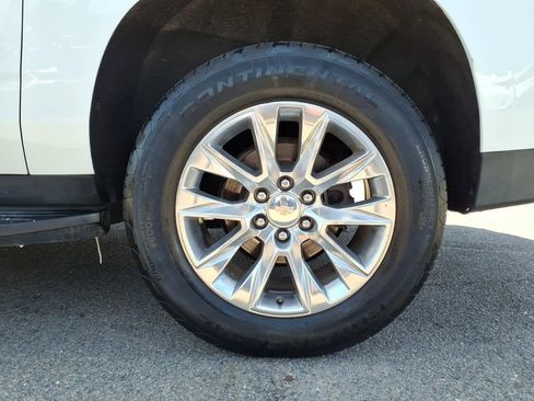 Used 2021 Chevrolet Suburban Premier image 23