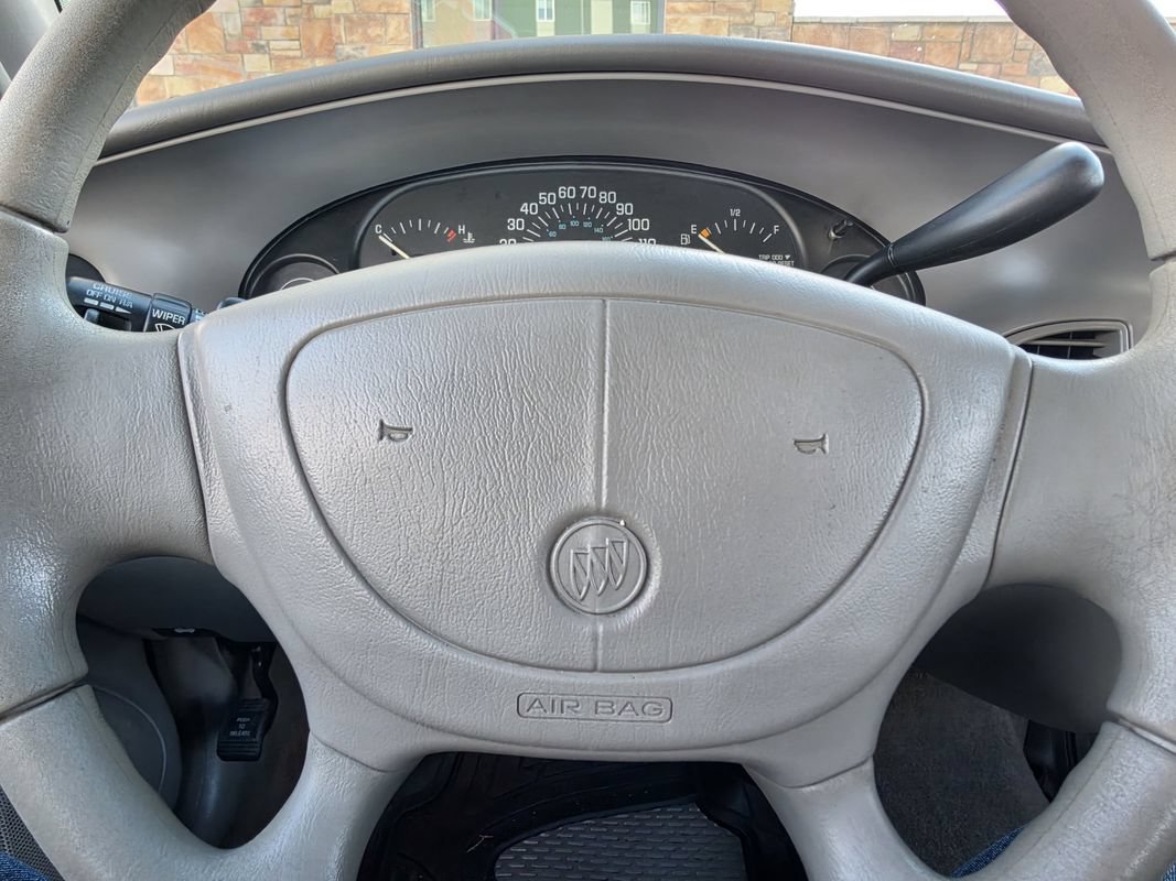 Used 2000 Buick Century Custom w/ Popular Pkg FWD image 11