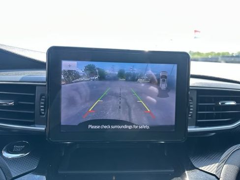 Used 2023 Ford Explorer ST AWD/4WD image 26