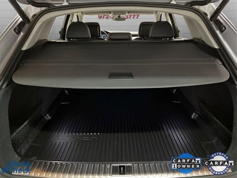 Used 2023 Audi e-tron Premium Plus w/ Premium Plus Package image 83