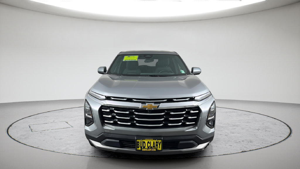 Used 2025 Chevrolet Equinox LT AWD/4WD image 3