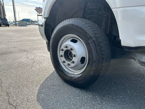 Used 2019 Ford F350 XL w/ Power Equipment Group image 22