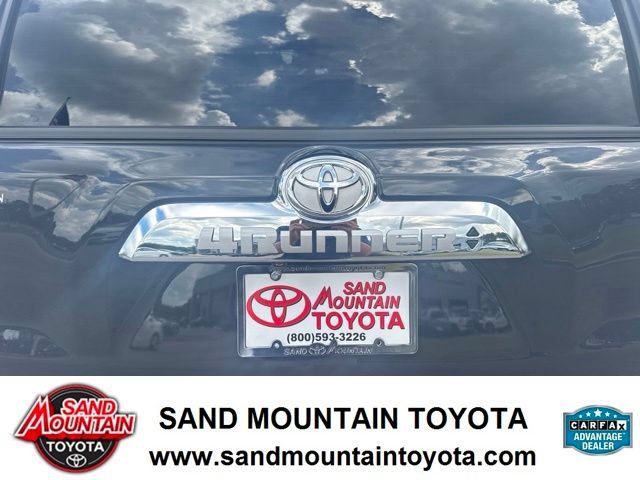 Used 2024 Toyota 4Runner Limited RWD image 9