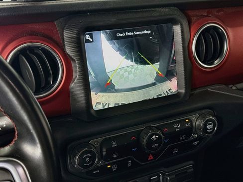 Used 2020 Jeep Gladiator Rubicon AWD/4WD image 14