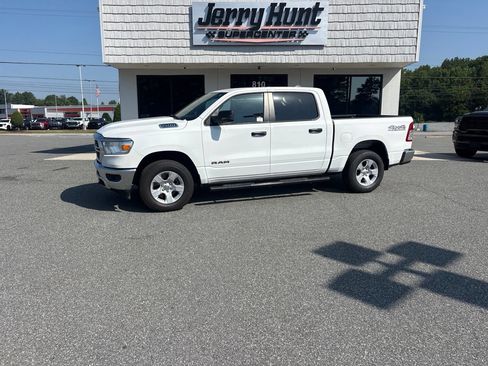 Used 2023 RAM 1500 Big Horn AWD/4WD image 1