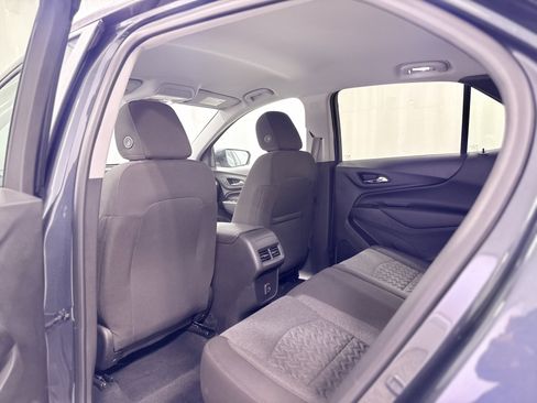 Used 2023 Chevrolet Equinox LT image 27