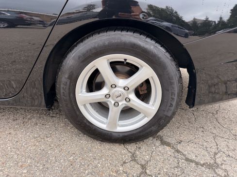 Used 2013 Honda Accord LX image 9
