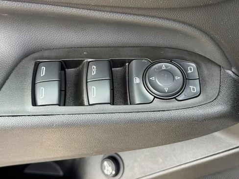 Used 2024 Chevrolet Equinox LT AWD/4WD image 11