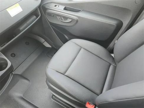 New 2024 Mercedes-Benz Sprinter 2500 image 8