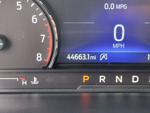 Used 2023 Ford Explorer XLT w/ Equipment Group 202A RWD image 30