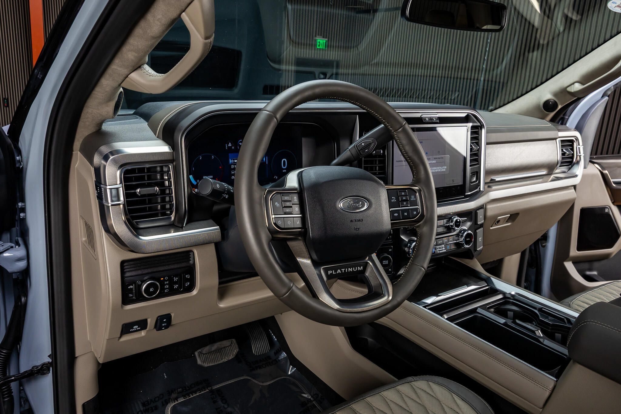Used 2026 Ford F250 Platinum w/ Platinum Plus Package AWD/4WD image 15