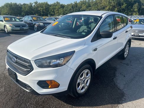 Used 2019 Ford Escape S FWD image 2