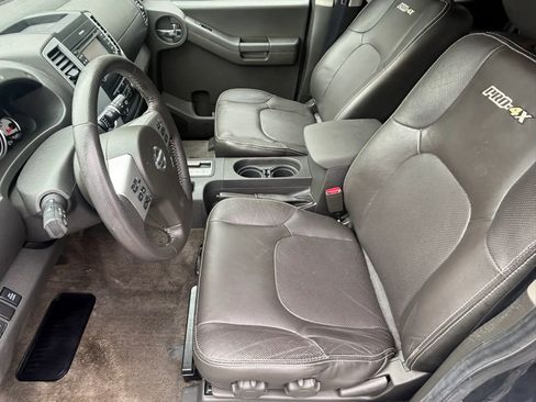 Used 2013 Nissan Xterra PRO-4X w/ Pro-4x Leather Pkg image 18