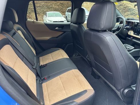 Certified 2025 Chevrolet Equinox ACTIV AWD/4WD image 9
