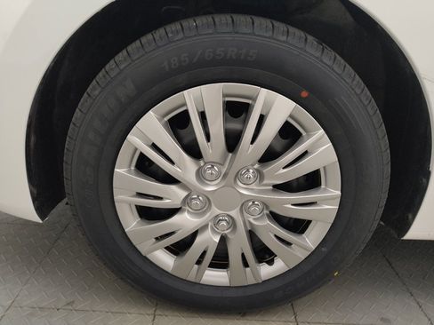 Used 2022 Kia Rio LX FWD image 31