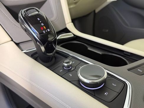 New 2025 Cadillac XT5 Premium Luxury image 21