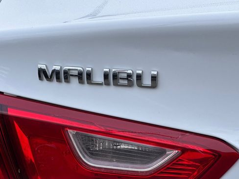 Used 2024 Chevrolet Malibu LT image 32