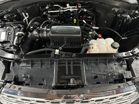 Used 2023 Ford Explorer XLT w/ Equipment Group 202A image 39