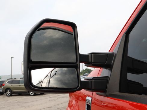 Used 2022 Ford F250 Lariat w/ Tremor Off-Road Package AWD/4WD image 15