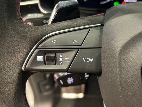 Used 2025 Audi RS Q8 performance AWD/4WD image 17