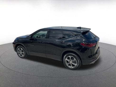 Used 2025 Chevrolet Blazer LT FWD image 10
