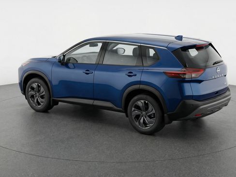 Used 2025 Nissan Rogue SV image 6