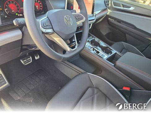 New 2026 Volkswagen Atlas Peak Edition AWD/4WD image 14